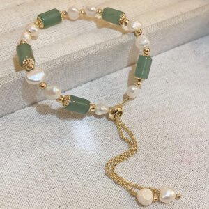 Delicate Emerald Green Bracelet